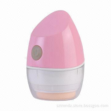 Electric powder puff with floating adjustable vibration to paint the powder evenly to the face